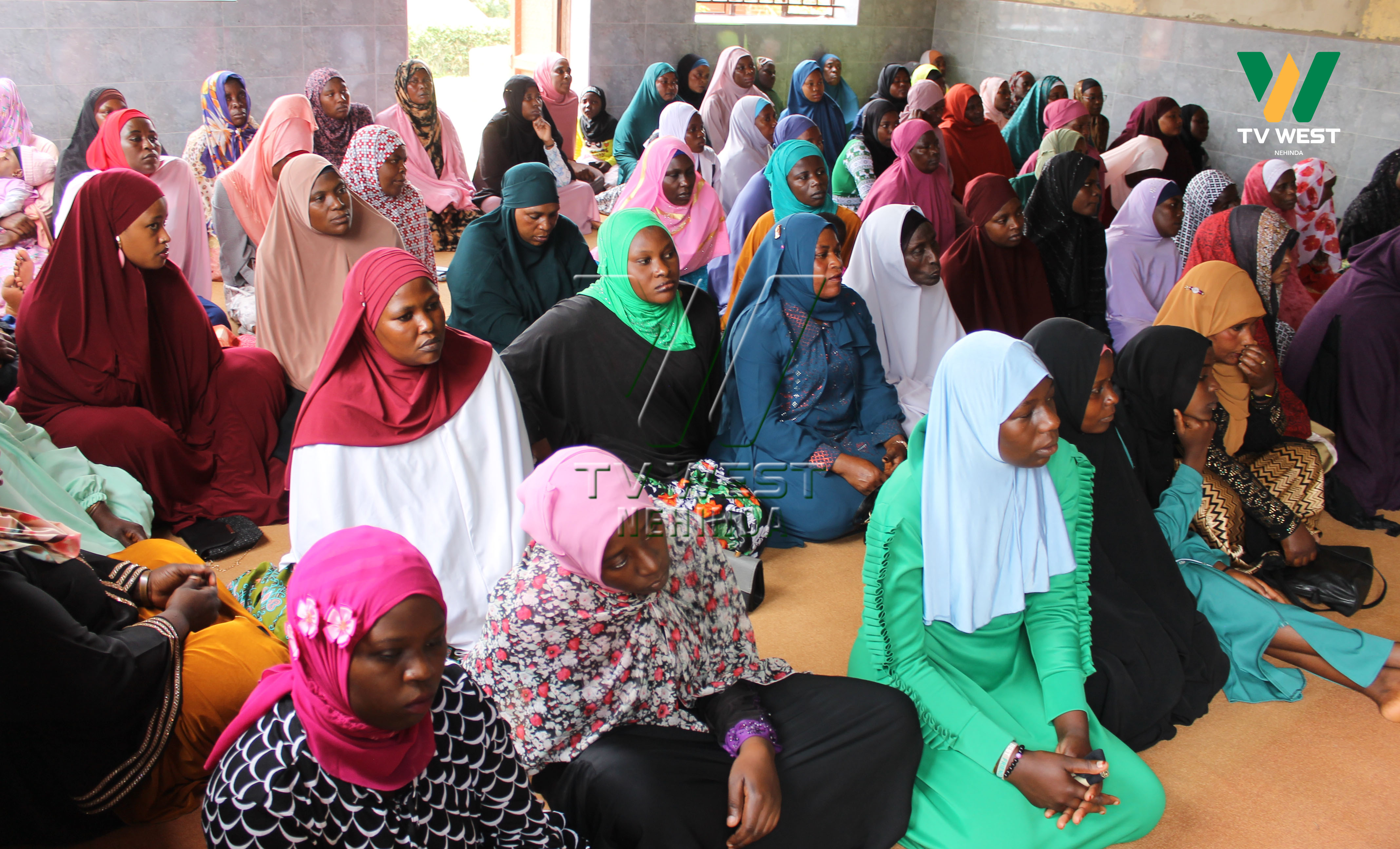 Abasiraamu-kazi abahikire ahakushaba Juma aha muzigiti gwa Rwobuyenje omuri Mbarara City nyomwebazyo ebiro 13.03.2026. PHOTO: SSENGENDO ABDULKARIM