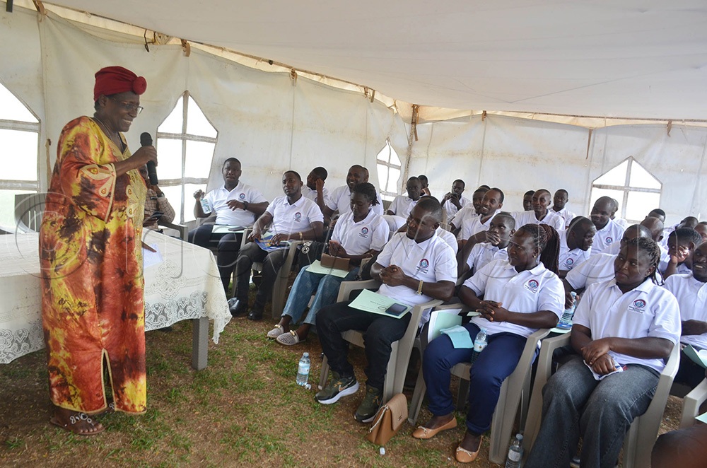The Managing Director of NAGRC, Dr Hellen Nakimbugwe, delivering his speech at the pass-out ceremony of artificial insemination technicians held at Ruhengyere Government Ranch in Kikatsi sub-county in Kiruhura District. (Photo by Abdulkarim Ssengendo)