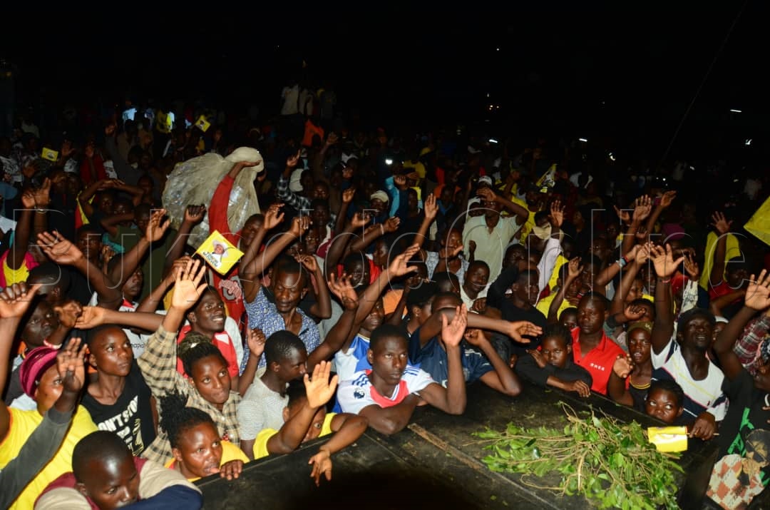 Abavubuka nga bali ku Rally ya NRM