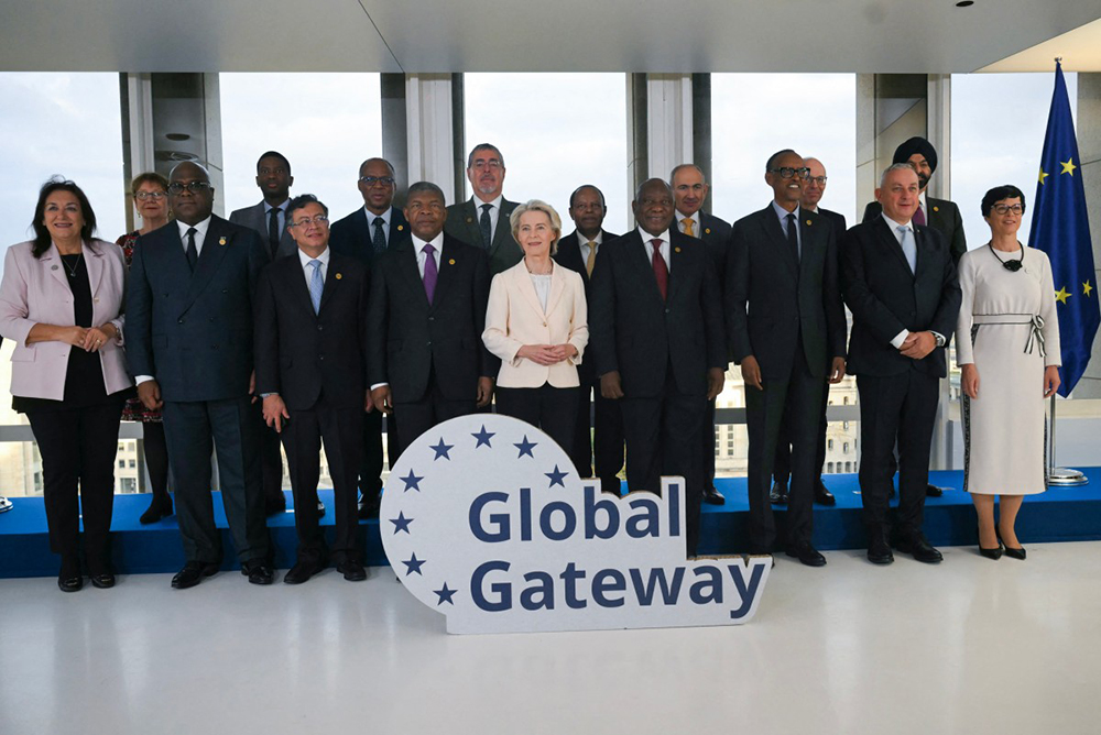 EU Commissioner for Mediterranean Dubravka Suica (L), from 3rdL, The Democratic Republic of the Congo's President Felix Tshisekedi, Grenada's Prime Minister Dickon Mitchell, President of Colombia Gustavo Petro, Cape Verde's Prime Minister José Ulisses de Pina Correia e Silva, Angola's President Joao Lourenco, Guatemala's President Bernardo Arevalo, European Commission President Ursula von der Leyen, Ethiopia's President Taye Atske Selassie, South Africa's President Cyril Ramaphosa, Armenia's Prime Minister Nikol Pashinyan, Rwanda's President Paul Kagame , Luxembourg's Prime Minister Luc Frieden and EU Commissioner for International Partnerships Jozef Sikelae pose upon their arival to attend the Global Gateway Forum 2025 at the Square - Brussels Meeting Centre, in Brussels on October 9, 2025.