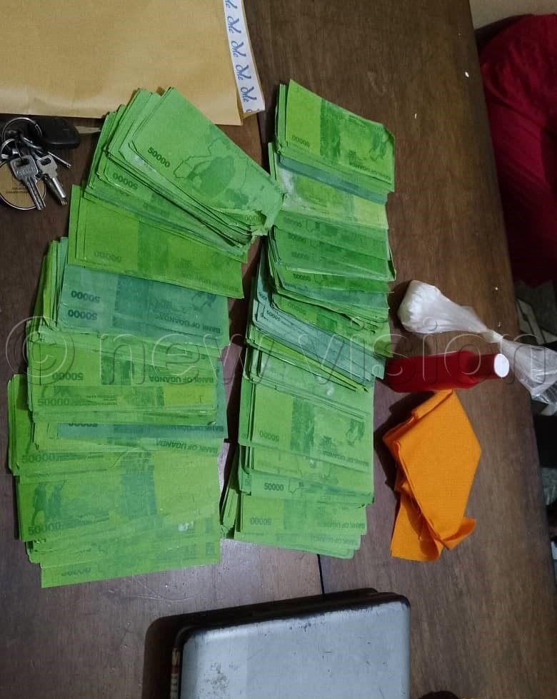 The counterfeit notes of shillings 5000. (Photo by Doreen Musingo)