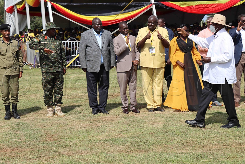 President Yoweri Museveni is welcomed by NRM leaders, government officials and security officials at Lango College. (Credit: Hudson Apunyo) 