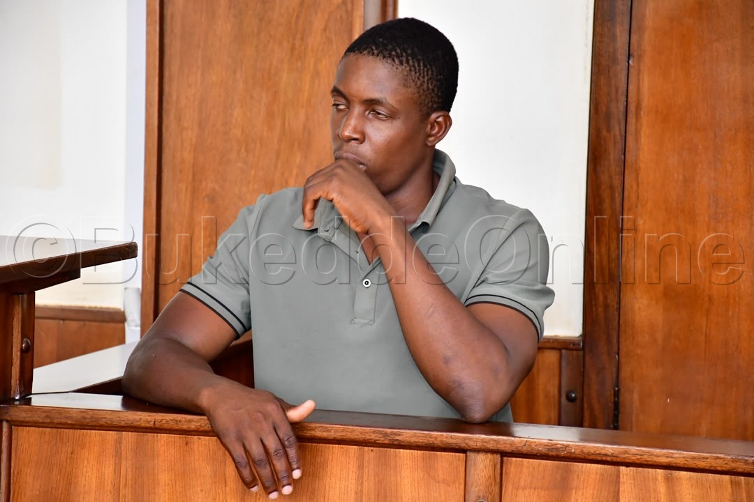 Mukisa agambibwa okukozesa Omutimbagano Okutiisatiisa Omuwala y'omu.kozesa Naye (1)