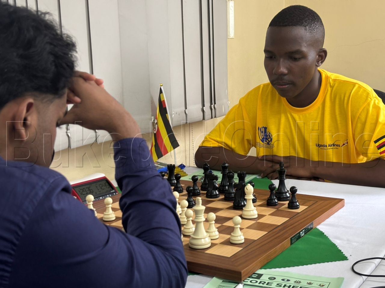 Edwin Pido (U18) nga attunka ne Yan Weilun owa south Africa