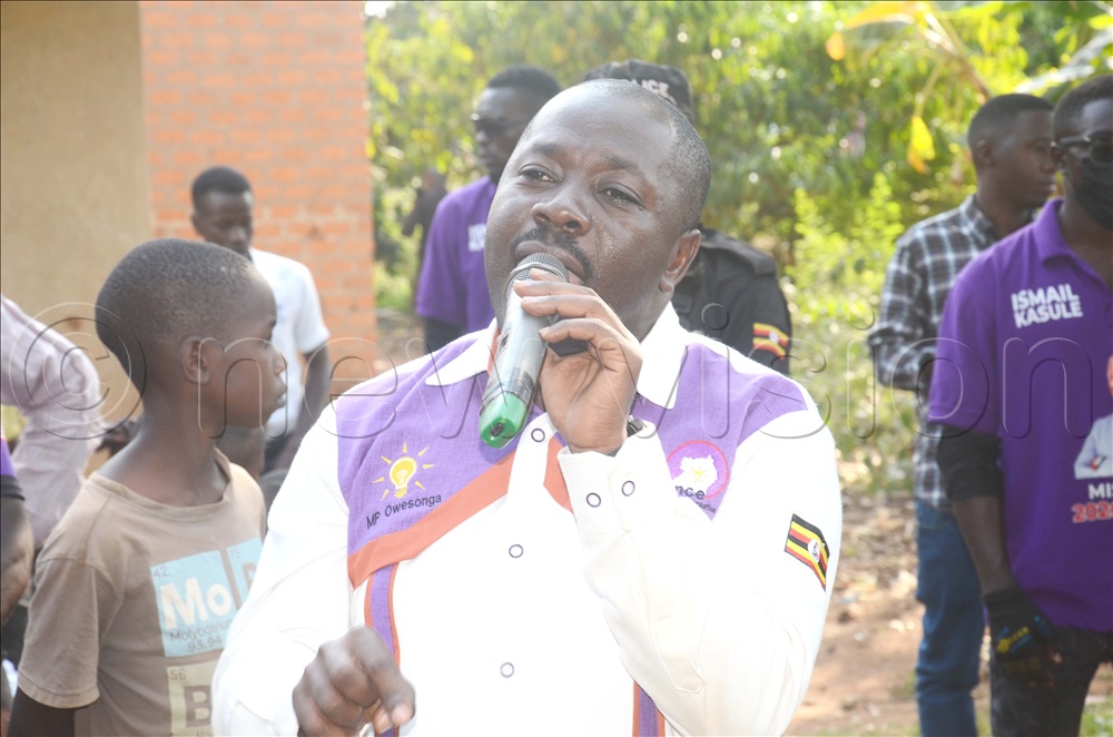 Hoima City West division Member of Parliament (MP) elect, Ismail Kasule giving a message of appreciation to voters after he was declared the winner.