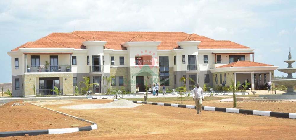 Ahamukoro ogu, Sipiika Amony yaamuruka amaka gye amasya omuri Bukedea
