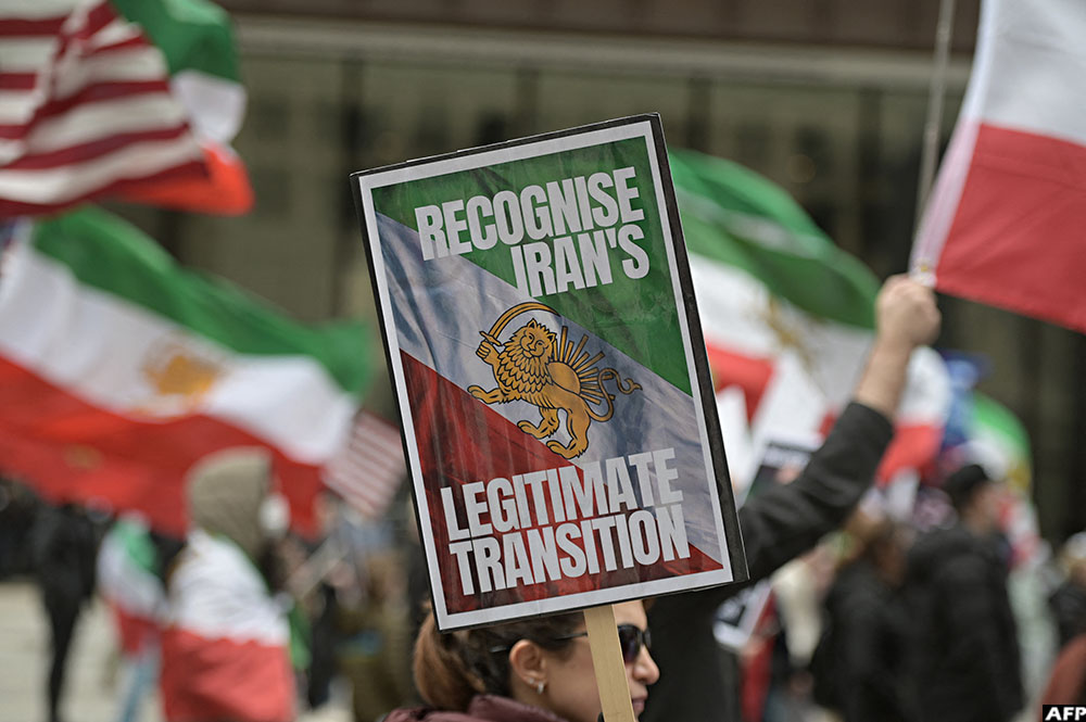 Supporters of the Iranian opposition gather at Richard J. Daley Plaza for a rally on March 7, 2026, in Chicago, Illinois