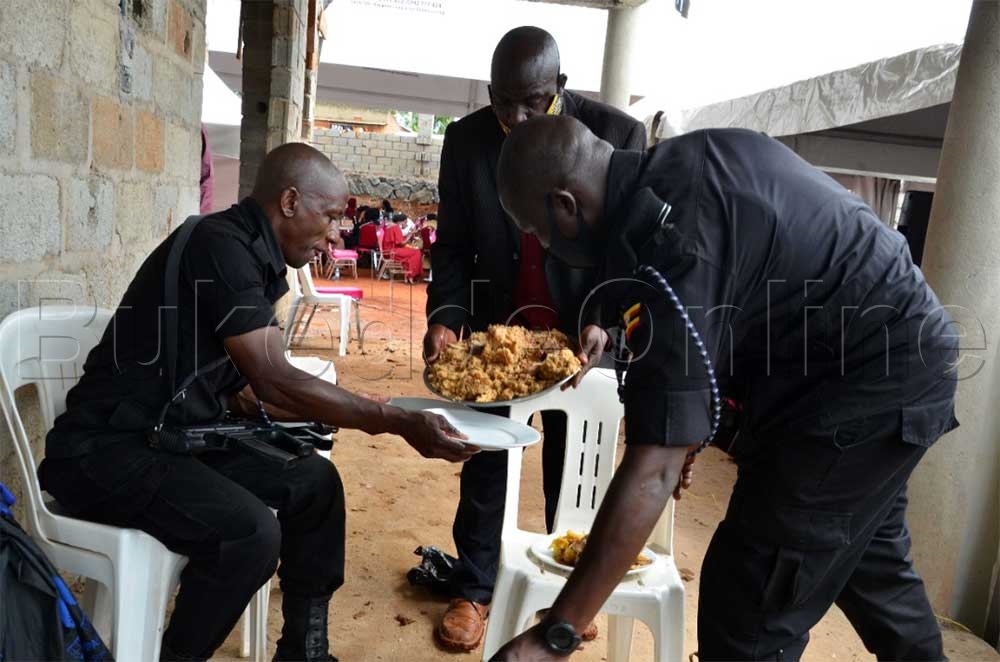 Aba security nga bafuna eky'okulya