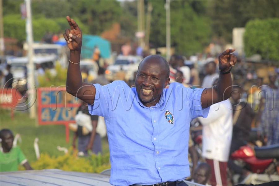 While addressing supporters at Christ the King Playground, Mafabi outlined FDC’s plans for northern Uganda under the party’s five-pillar manifesto anchored on the slogan “Fixing the Economy.” (All Photos by Alfred Ochwo)