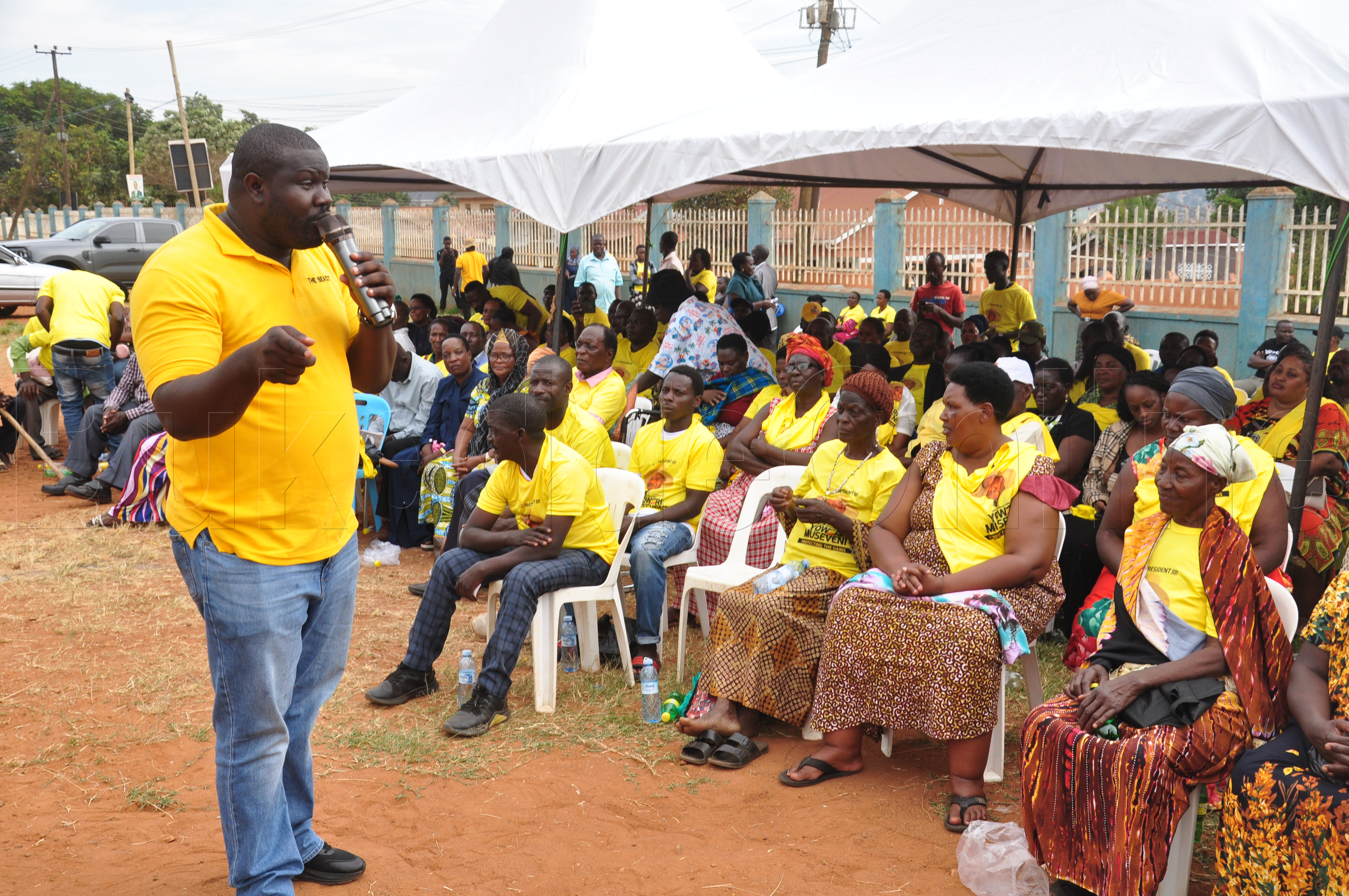 Majembere ng'ayogera n'abawagizi ba NRM