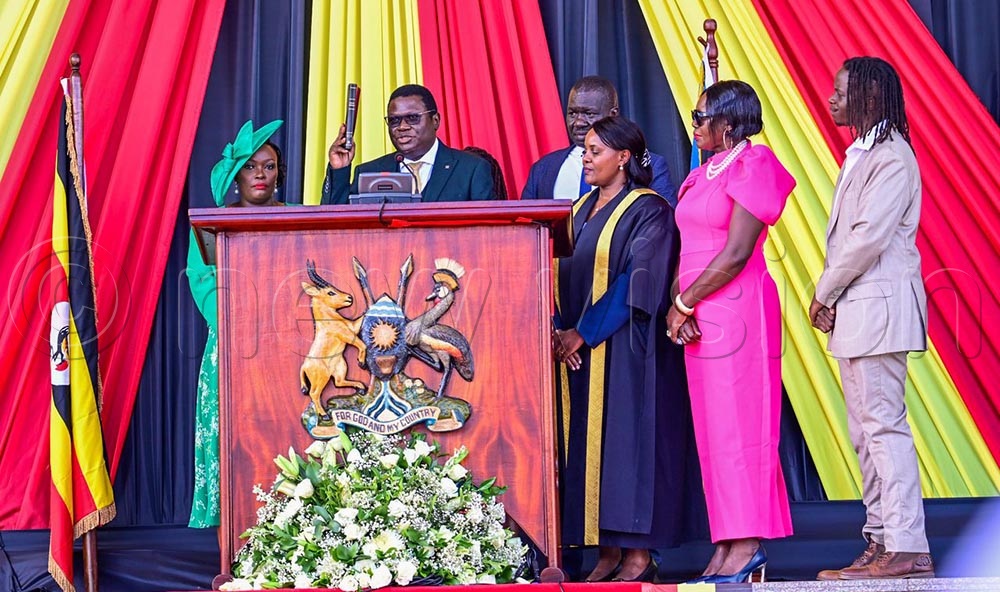 Norbert Mao took oath as Laroo-Pece MP at about 4:00pm. (Credit: Miriam Namutebi)