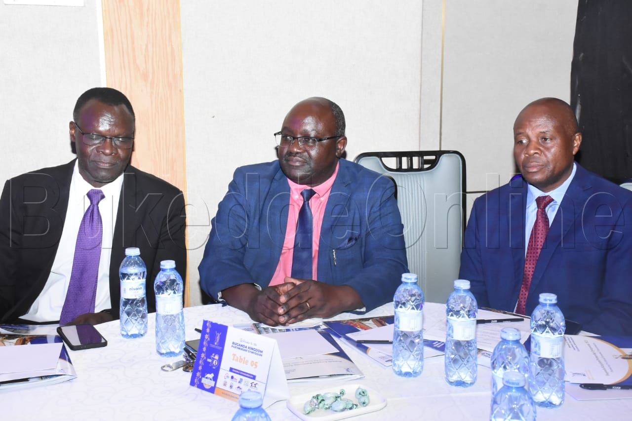 Abataka abakulu b'ebika; Okuva ku kkono ye Mukubiriza w'Olukiiko lw'Abataka Augustine Kizito Mutumba, Dr. Grace Bakyayita Kiddimbo ne Samuel Walugembe Ssababiito w'e Kibulala