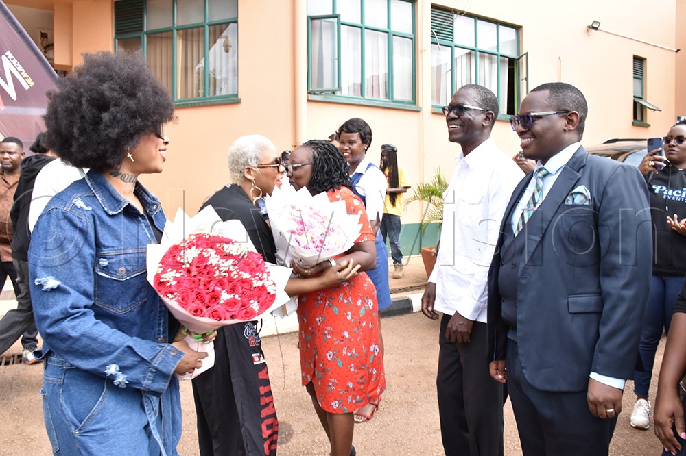 Makoma receive warm welcome by Vision Group staff.