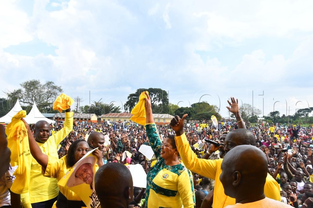 Sipiika Among nga yeegatiddwako banna NRM okukunga ab’e Bugiri okulonda Museveni