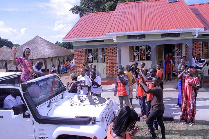 Karema Ng'atuuka Awaka Mu Mizira.