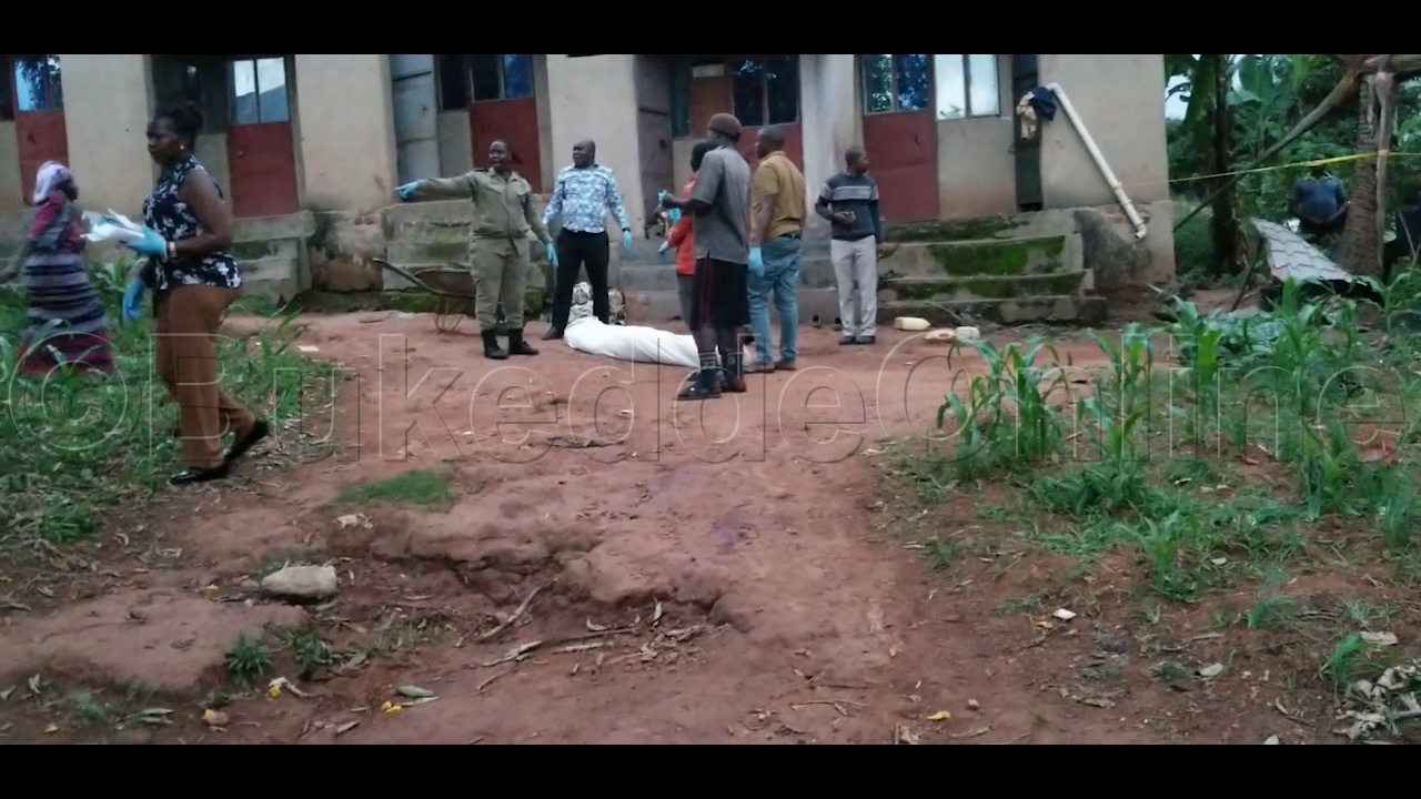 Poliisi ng'ekimye Omulambo gwa Taata eyafumitiddwa eccupa