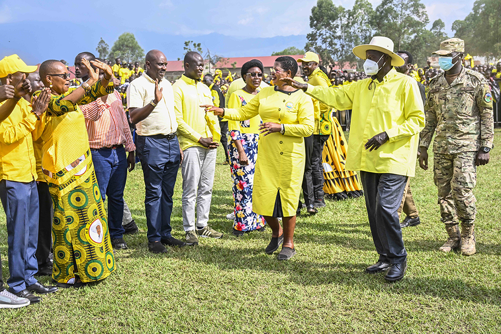 President Museveni accompanied by the Speaker of Parliament, Anita Among, as he was welomed by district officials for the campaign rally. (PPU)