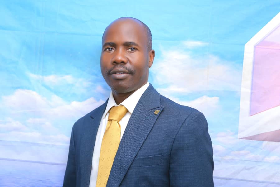 Eng. Julius Ahura, a former UNRA manager for the districts of Hoima and Mbarara, campaigns on education and infrastructure reform