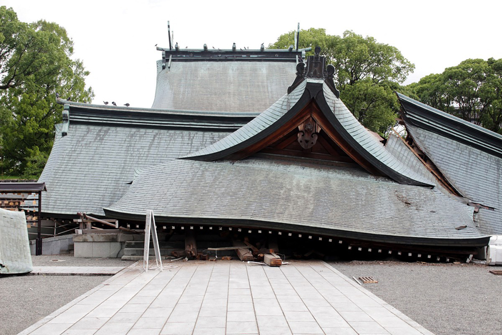 Part of the Yatsushiro Shrine is seen damaged, after an earthquake struck the area, in Yatsushiro, Kumamoto Prefecture on July 29, 2026.
