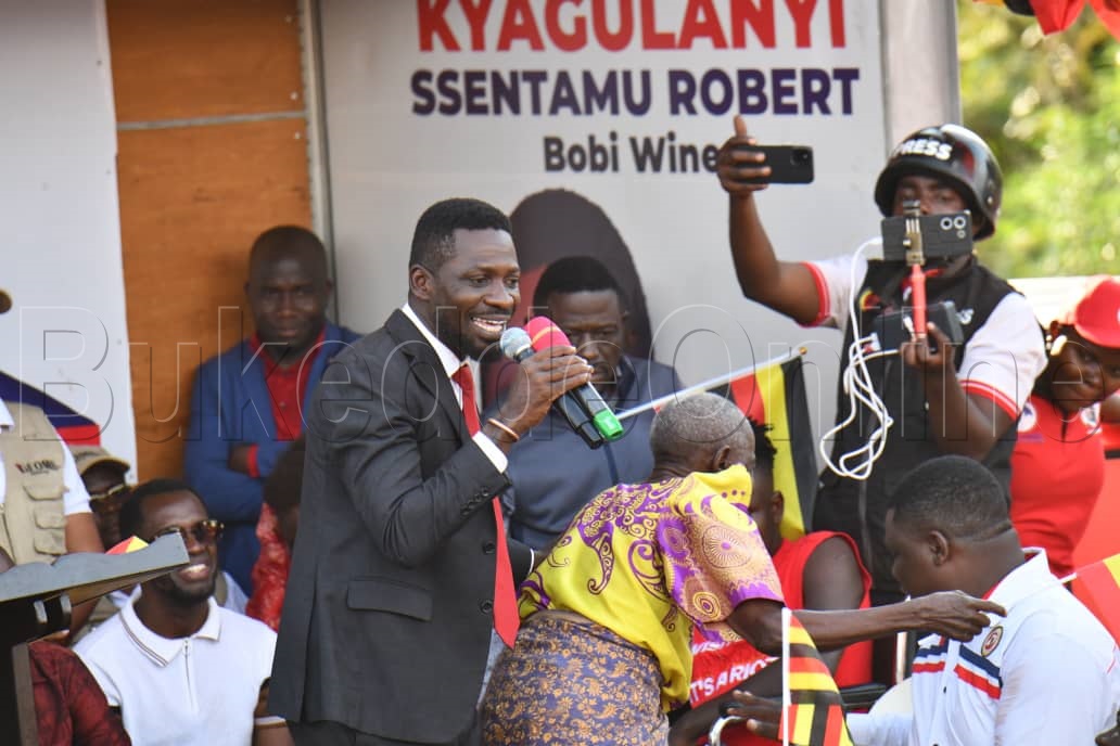 Bobi Wine ng'ali e Kagoma Busoga