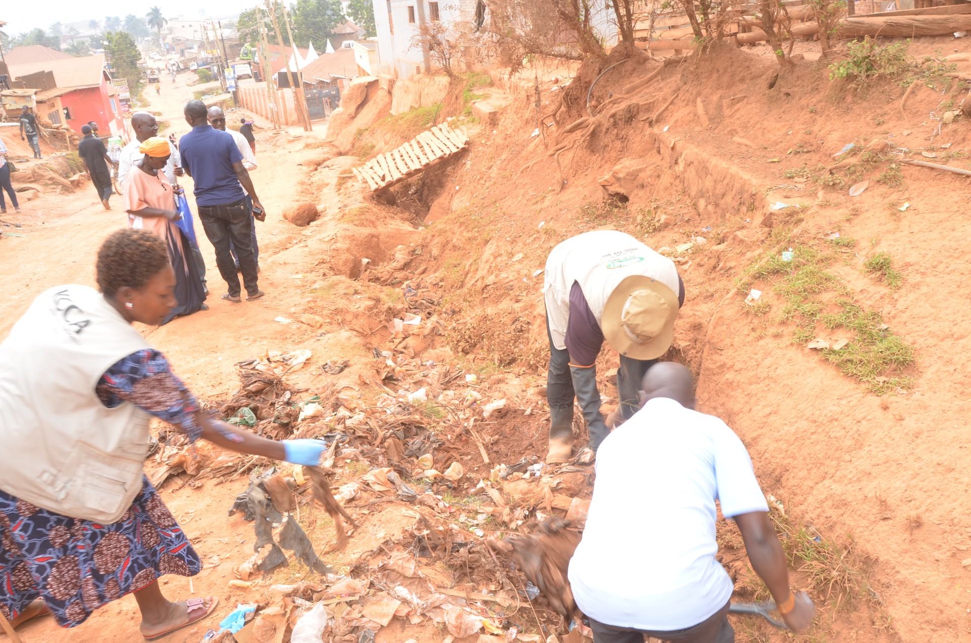 Ab'ekitongole kya KCCA nga bayonja ekibuga