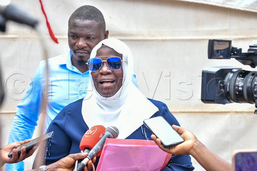 Sauda Madada speaks to the press. (Credit: Miriam Namutebi)
