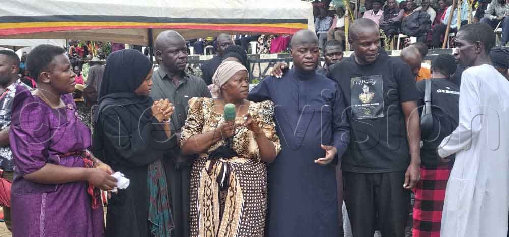 A sobbing Sarah Najjuma described her father as a loving, forgiving, unifying and generous parent who, despite being a Muslim, helped to construct Anglican and Catholic churches. (Credit: Frederick Kiwanuka)