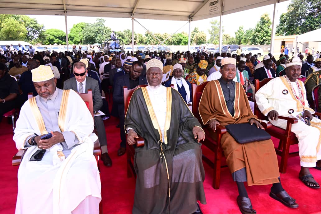 Sheikh Shaban Ramadhan Mubaje (2nd left), the Grand Mufti of Uganda and heads the Uganda Muslim Supreme Council (UMSC). (Credit: VPPC)