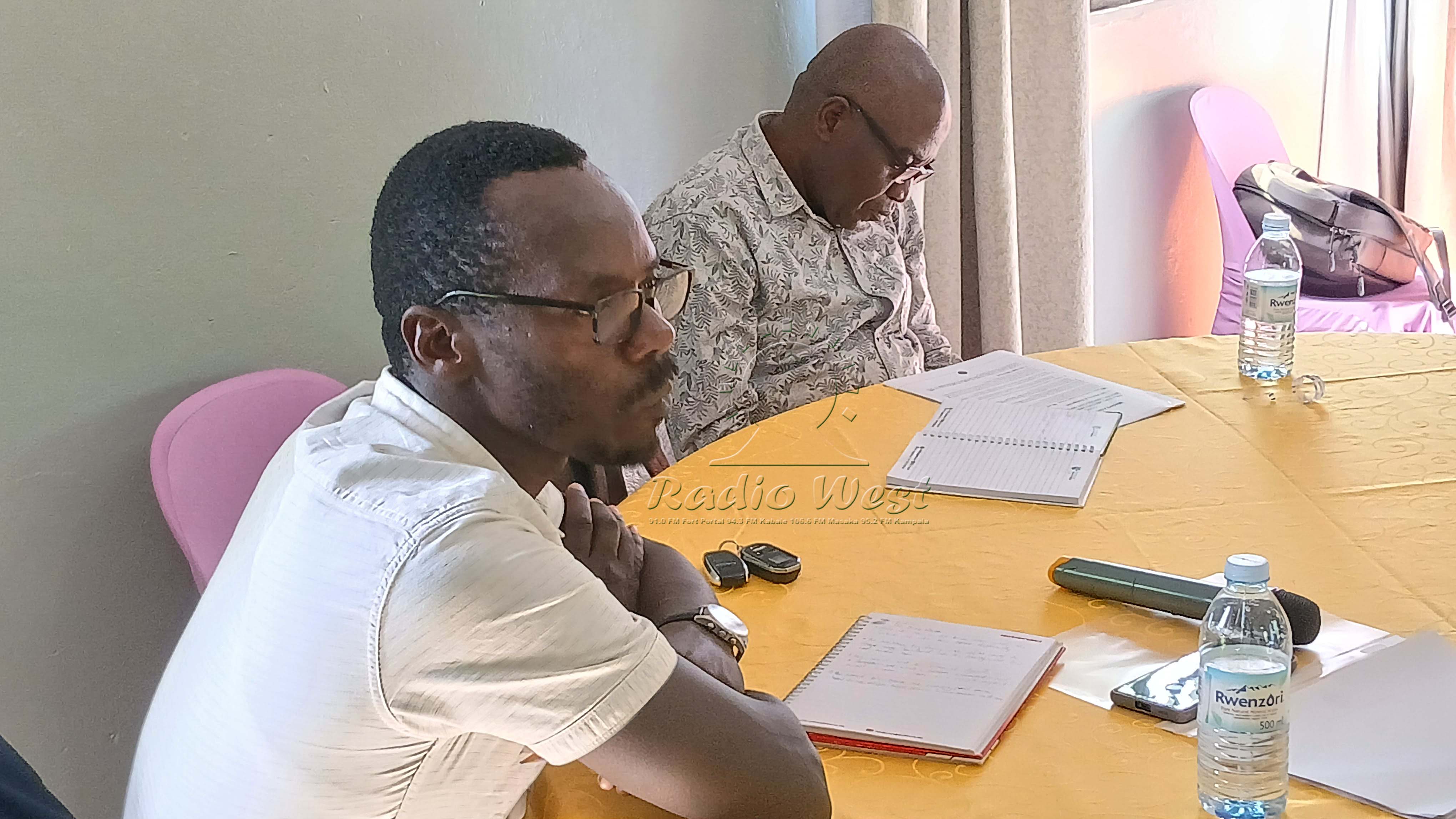 Abeebembezi omu disiturikiti eya Bushenyi bashabire Paramenti obutahinguza ekiragiro kya The Protection of Sovereignty bill, 2026.