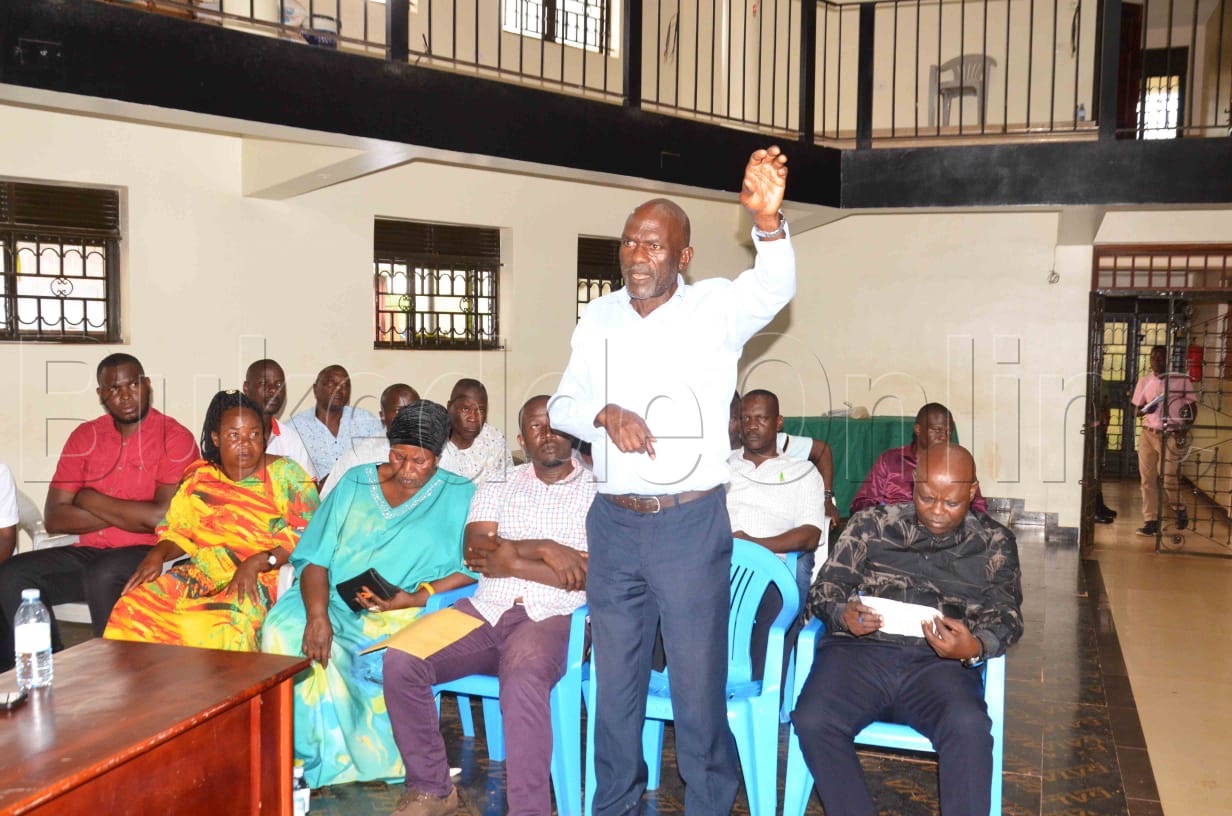 Ssentebe Jumba ng'annyonnyola