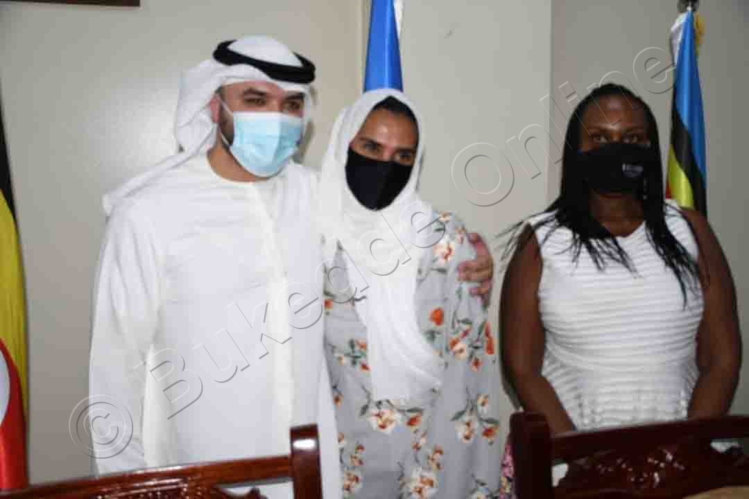 Khalid Al Amer Ng'ali Ne Mukyala We.