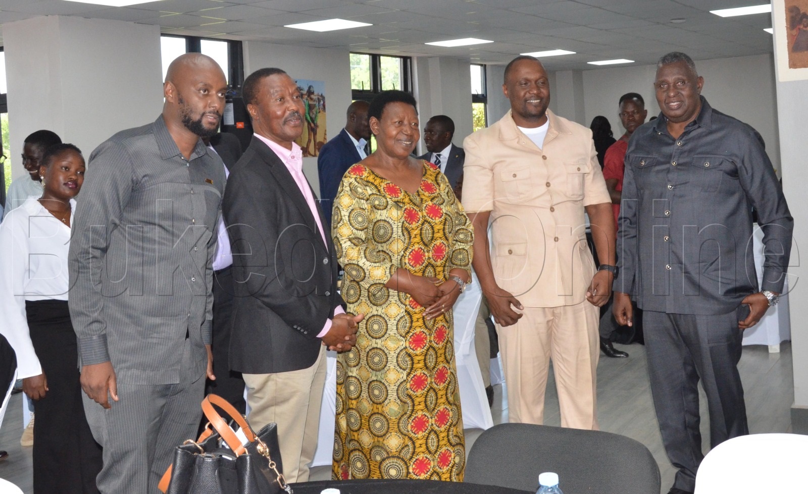 Abaku ku bakulembeze b'oludda oluvuganya nga bali ku mukolo gw'okujjukira Sam Kalegga Njuba. Okuva ku kkono ye David Lewis Lubongoya, Rtd. Maj. Gen. Mugisha Muntu, Miria Matembe ne Dr. Ekwaro Ebuku.