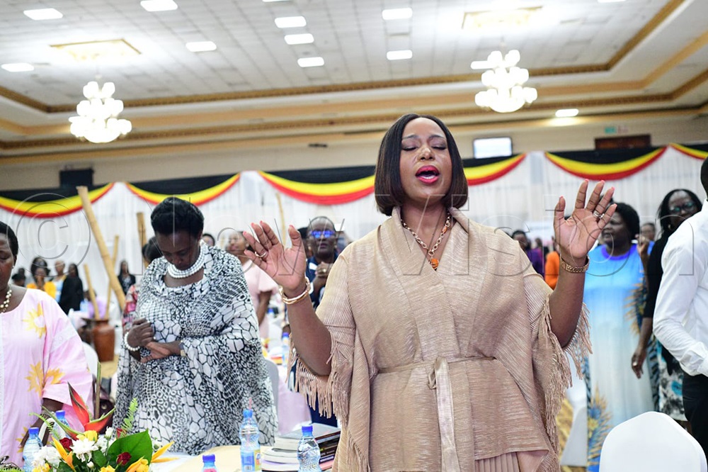 The guest preacher Apostle Isi Igenegba Founder Mantle of Deborah.