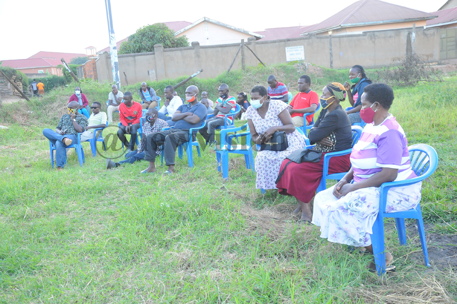 Fans attending a crisis meeting. PHOTOS: Aloysius Byamukama