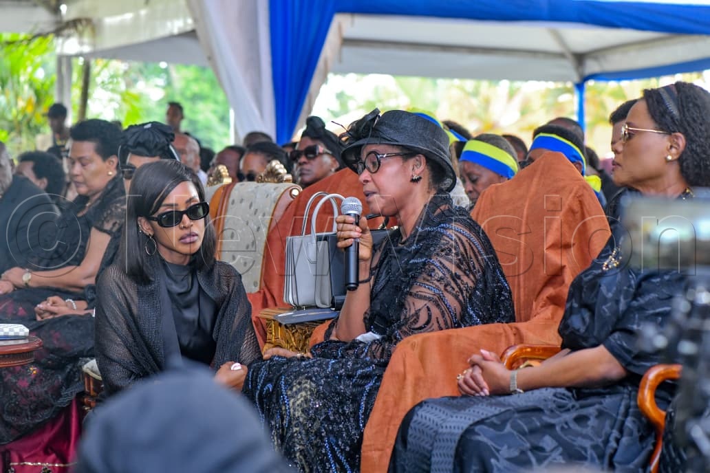 Princess Komuntale thanked her mother, Best Kemigisa, for standing by their side all the way after the death of their father, Omukama Patrick David Matthew Kaboyo Olimi III, who died on August 26, 1995.
