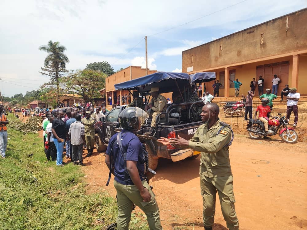 DPC ng'agezaako okukkakkanya abantu