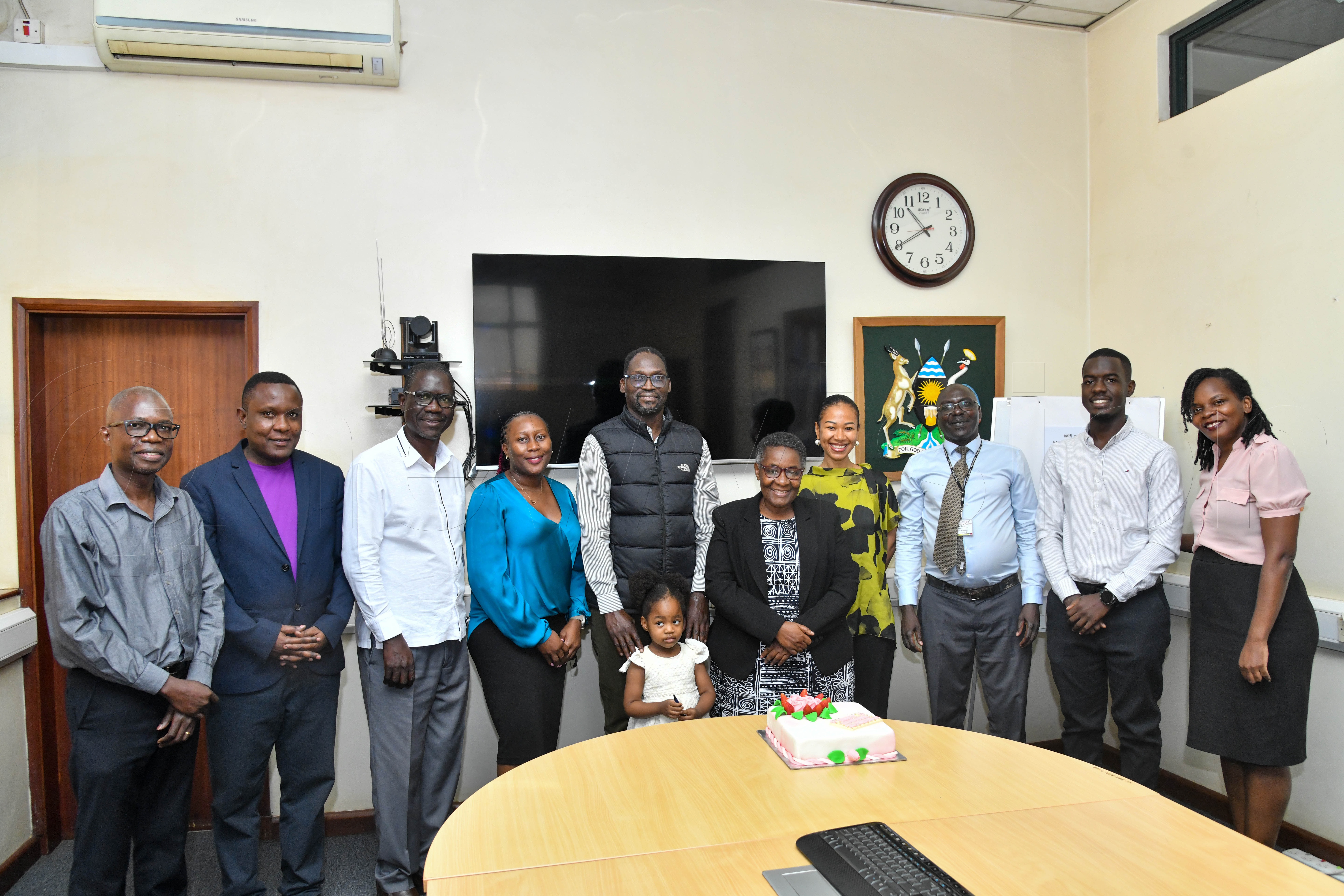L-R: Constantine Odongo, Moses Mulondo, Felix Osike, Sidney Miria Babanga (incoming EIC), Barbara Kaija (outgoing EIC), Sooma Mukyala Fouziya (Huawei Spokesperson), John Eremu, Edna Mubiru, Arinda Ronnie (Huawei PRO), and Penelope Nankunda during Huawei's courtesy visit to Vision Group to bid farewell to Barbara Kaija. Photo by Richard Sanya