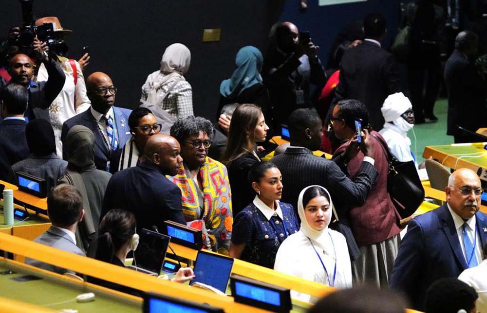 Delegates walk out in protest as Israeli Prime Minister Benjamin Netanyahu addresses the general debate of the 81st session of the United Nations General Assembly (UNGA) at the UN headquarters in New York, Sept. 24, 2026. (Xinhua)