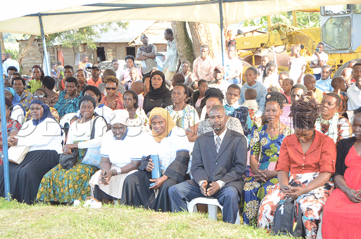 Abamu Ku Bantu Abeetabye Mu Kuggulawo Ebijaguzo E Mugoya.