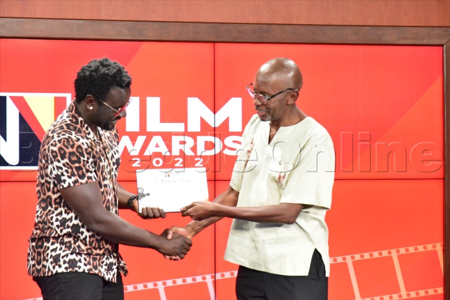 Kalungi Kabuye, Eyakuliddemu Empaka Zino, Ng'akwasa Bba Wa Cindy, Prince Okuyo Engule