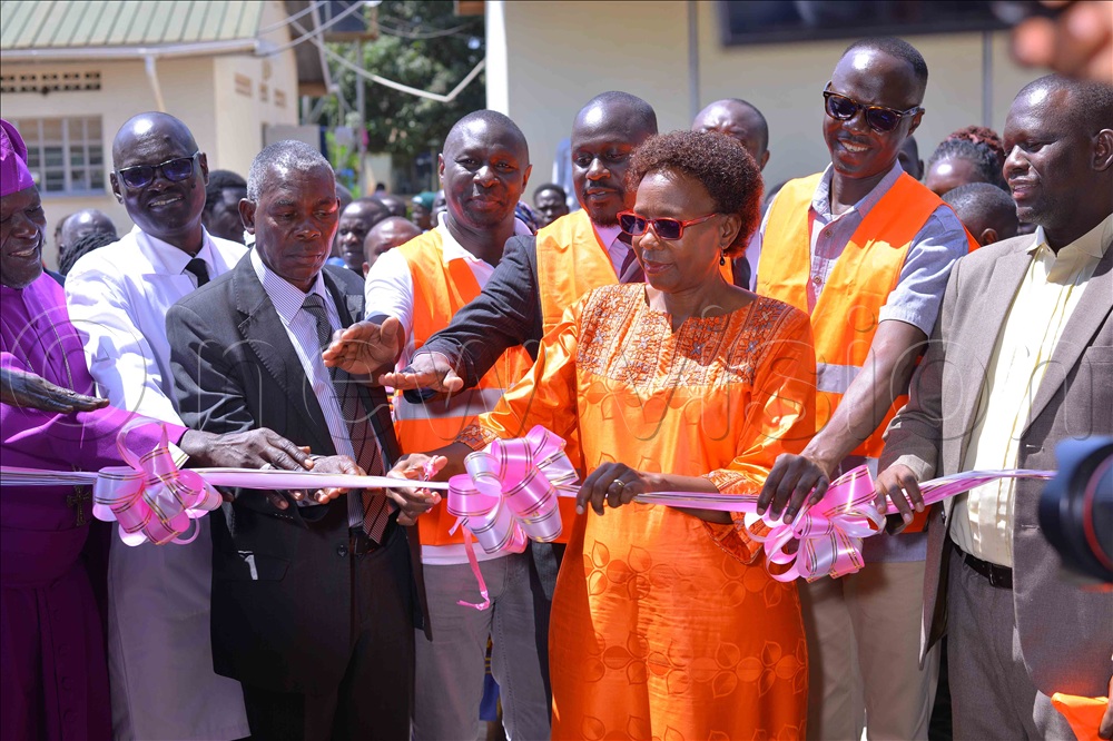 Health Minister Dr Jane Ruth Aceng commissioning the newly expanded Sh600m Gynaecology and Fistula Ward at Lira Hospital on Saturday.