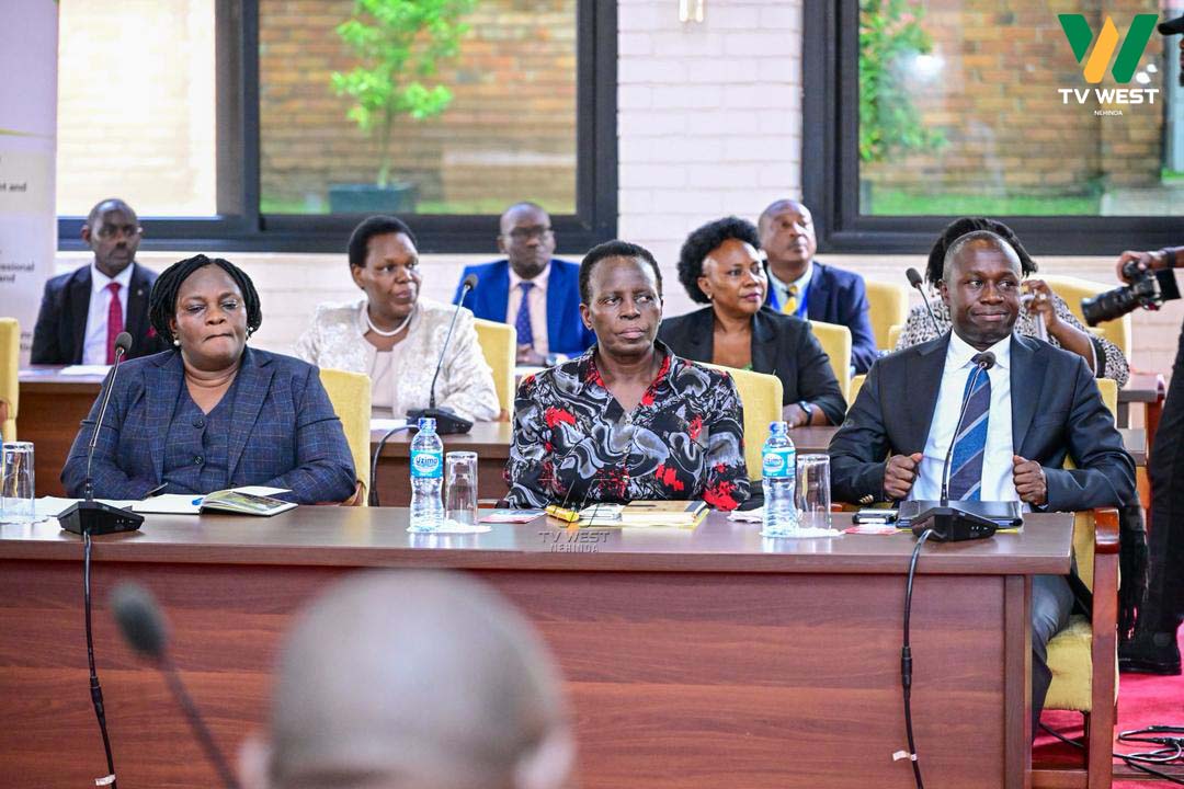 UNEB yashohoza ebya S.6, Pasenti ya 68.6 batungire obubonero bwa University...(Photo by Miriam Namutebi)