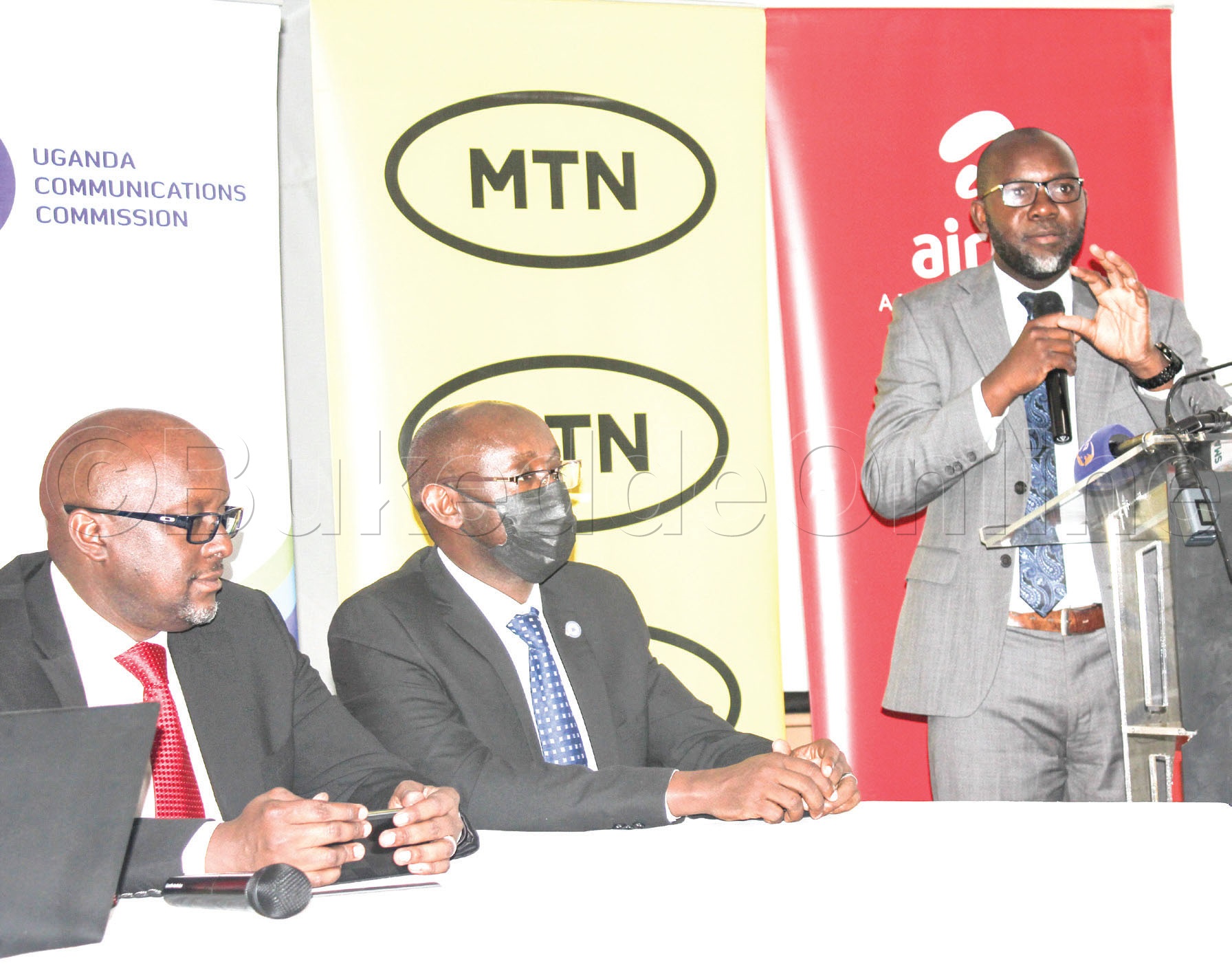 Abudu Sallam Waiswa Munnamateeka Wa Ucc. Wakati Ye Denis Kakonge Ne Julius Mboizi Munnamateeka Wa Mtn Ku Ucc E Bugoloobi.