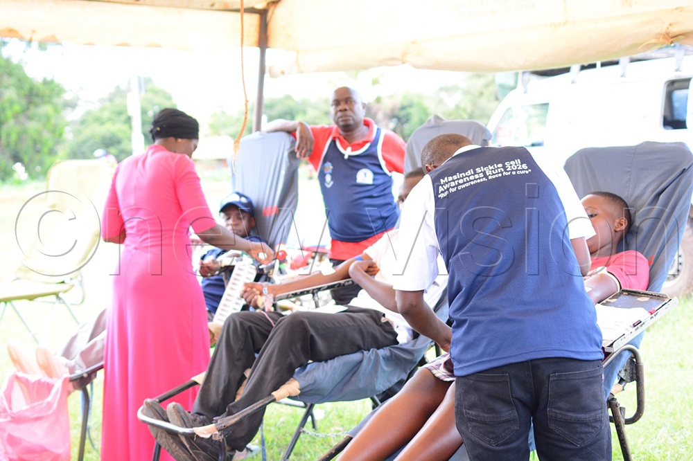 Health workers screen Masindi residents for sickle cell disease. (Photo by Yosam Gucwaki)
