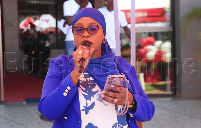 Aminah Mukalazi ng'ayogera ku Piki-Piki eziweereddwayo Pulezidenti Museveni