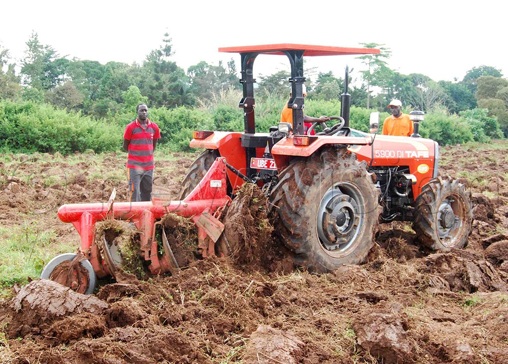 A tractorisation map of Uganda shows that tractors are more used in western and central regions, as well as areas of Sebei and the cattle corridors.
