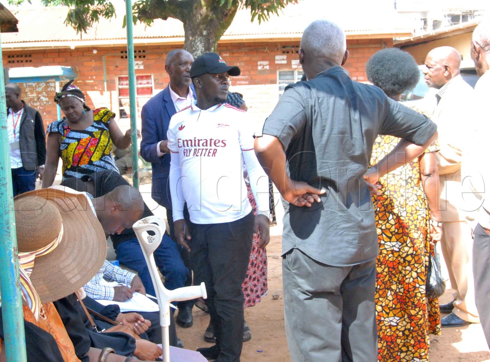 Abakadde nga bakakasibwa okufuna ensako yabwe