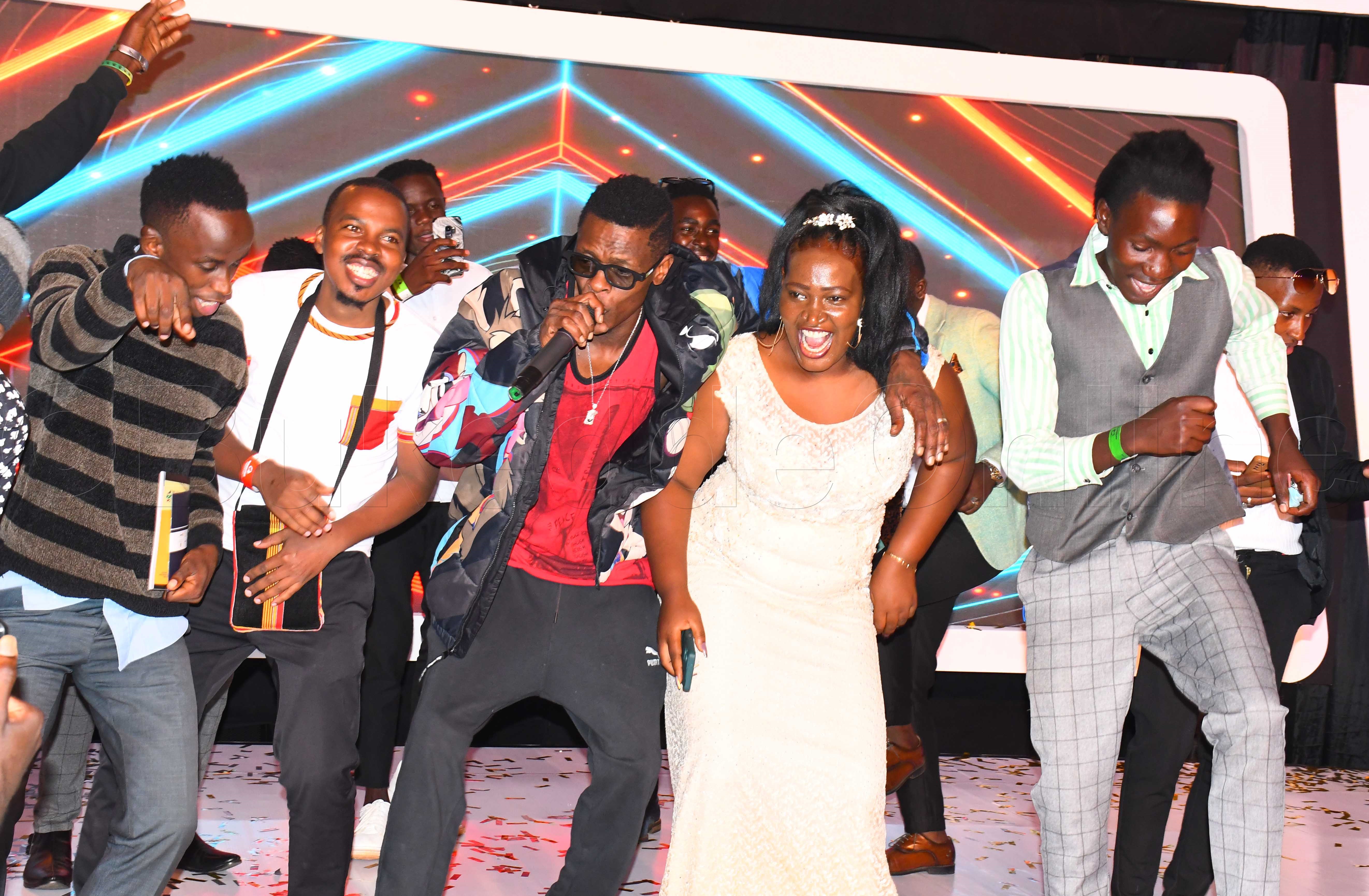 Jose Chameleone Ng'ayimba Ku Uganda Film Festival.