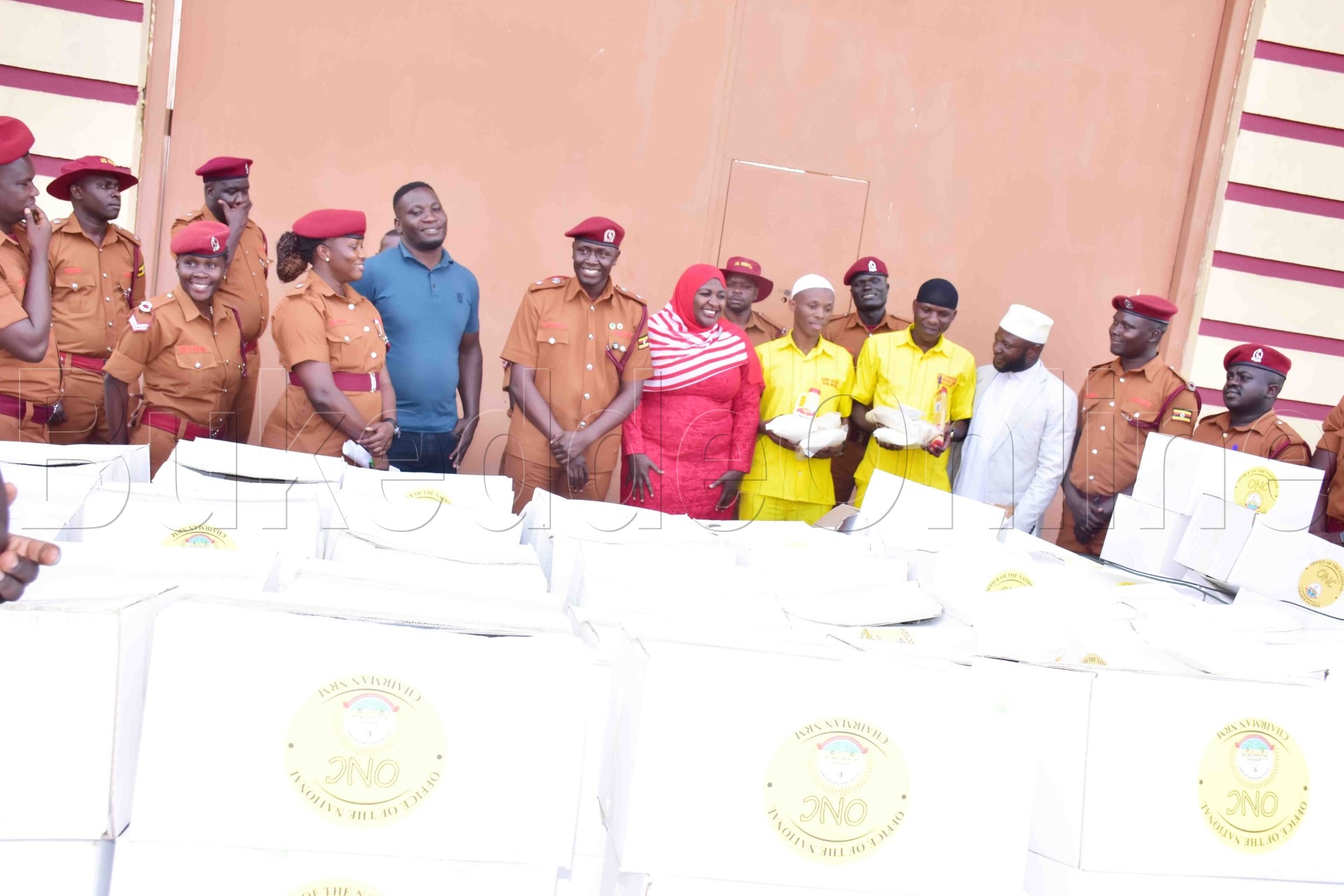 Mamyalo ng'awaayo eby'okusiibulukuka