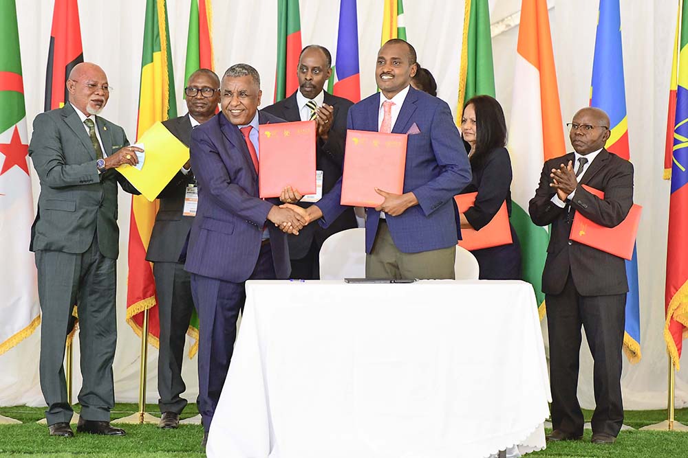 Nations sign Kampala Declaration at G-25 Africa Coffee Summi